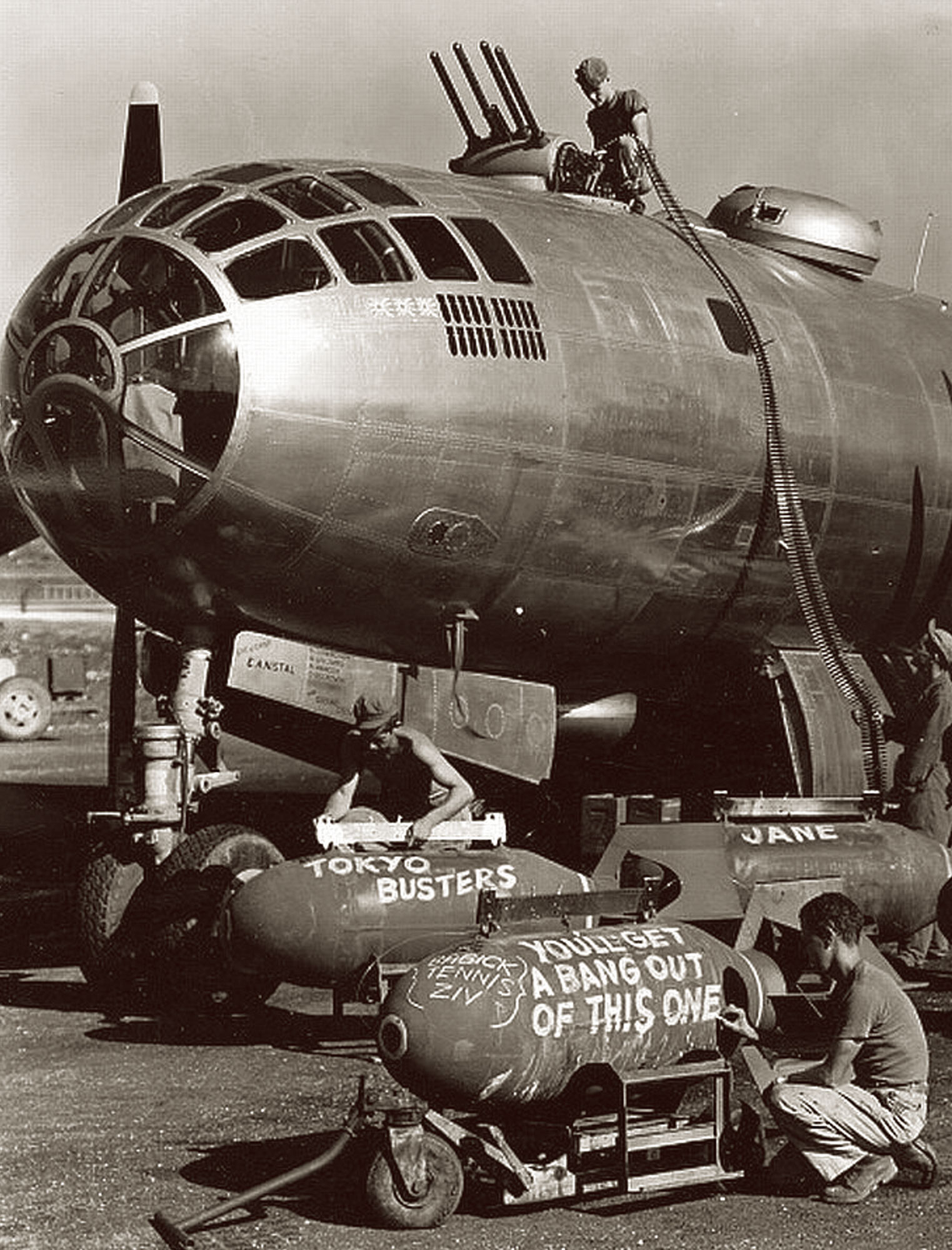 B-29 SUPER FORTRESS WESTON AC VOLT METER